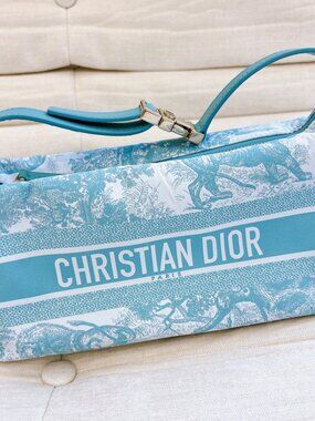 99% NEW DIOR BAG